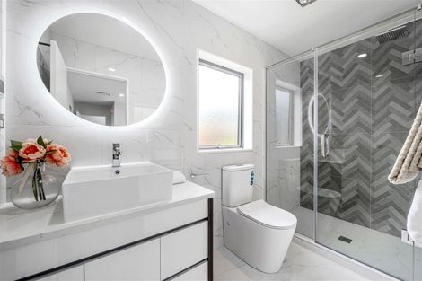 Photo of property in 1 Elevation Street, Flat Bush, Auckland, 2019