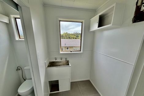 Photo of property in 13 Spinella Drive, Bayview, Auckland, 0629
