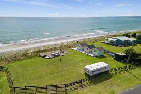 Photo of property in 721 Pukehina Parade, Pukehina, 3189