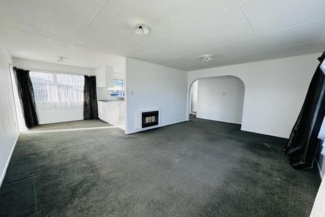 Photo of property in 42 Acacia Street, Kelvin Grove, Palmerston North, 4414
