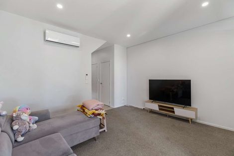 Photo of property in 36 Ceramic Lane, New Lynn, Auckland, 0600