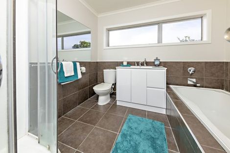 Photo of property in 59 Ferguson Street, Manurewa East, Auckland, 2102