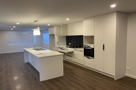Photo of property in 148 Hobsonville Road, Hobsonville, Auckland, 0618