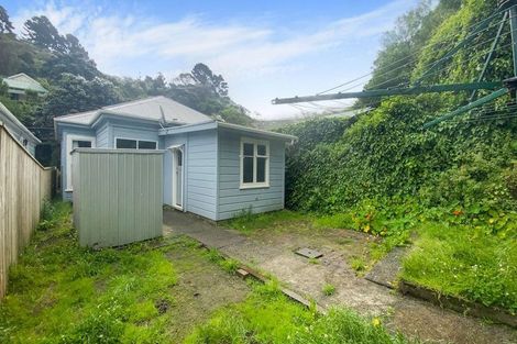 Photo of property in 174 Aro Street, Aro Valley, Wellington, 6021