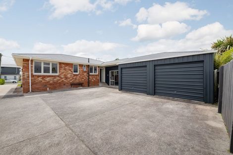 Photo of property in 5 Warwick Avenue, St Andrews, Hamilton, 3200