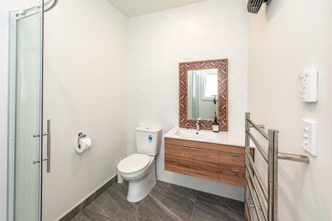 Photo of property in 2 Godwin Crescent, College Estate, Whanganui, 4500