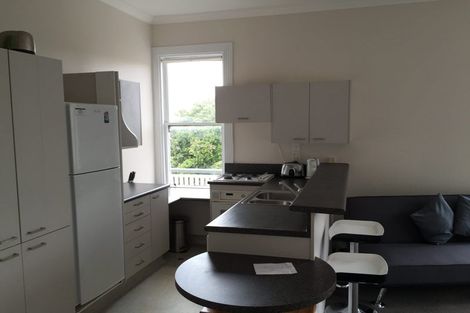 Photo of property in 1/10 Hobson Crescent, Thorndon, Wellington, 6011