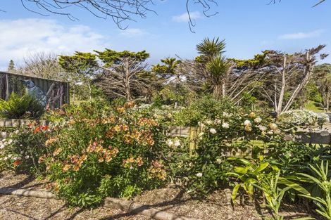 Photo of property in 140 Paetawa Road, Peka Peka, Waikanae, 5391