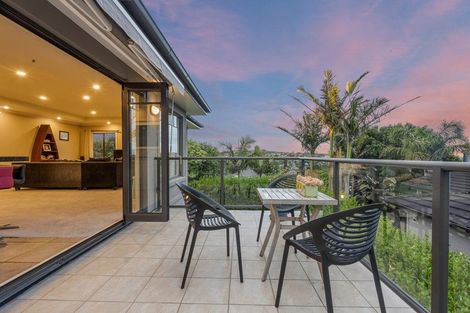 Photo of property in 241 East Coast Road, Mairangi Bay, Auckland, 0630