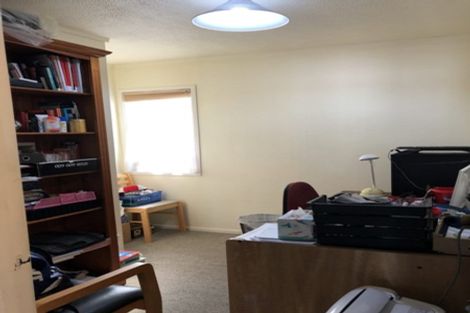 Photo of property in 2/6 Fortunes Road, Half Moon Bay, Auckland, 2012