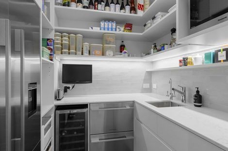 Photo of property in 6 Swanton Drive, Huntsbury, Christchurch, 8022