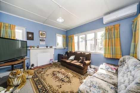 Photo of property in 12 Montagu Street, Feilding, 4702