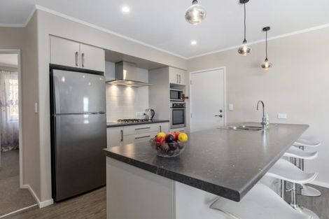 Photo of property in 3 Lakeside Terrace, Omokoroa, 3114