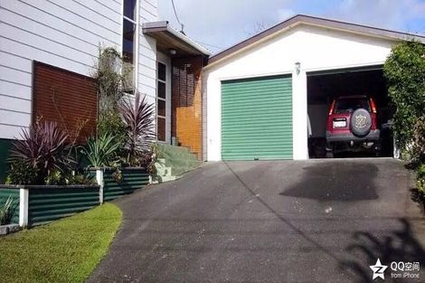 Photo of property in 79 Colwill Road, Massey, Auckland, 0614