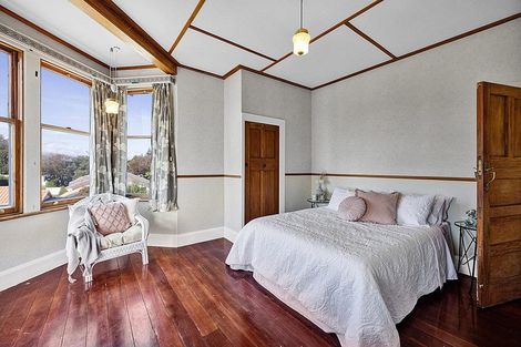 Photo of property in 68 Collins Street, Hawera, 4610