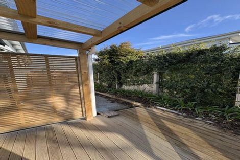 Photo of property in 241 Ruahine Street, Roslyn, Palmerston North, 4414