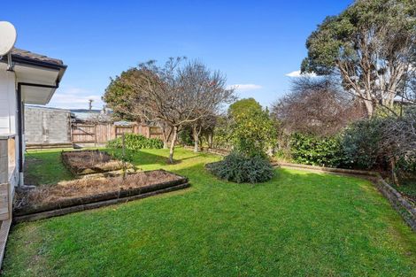 Photo of property in 10 Renata Road, Otaki, 5512