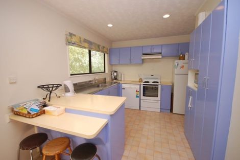 Photo of property in 5 Holland Grove, Richmond Heights, Taupo, 3330