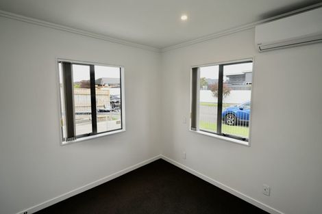 Photo of property in 27 Rosalie Terrace, Kelvin Grove, Palmerston North, 4414