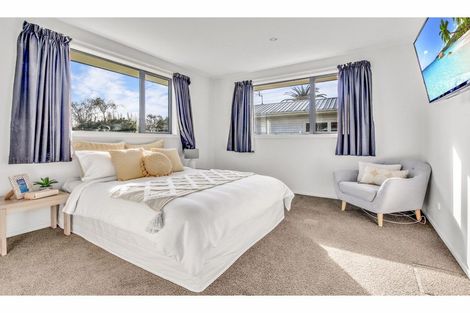 Photo of property in 24 Sinclair Street, New Brighton, Christchurch, 8083