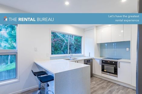 Photo of property in 19 Morriggia Place, Bayview, Auckland, 0629