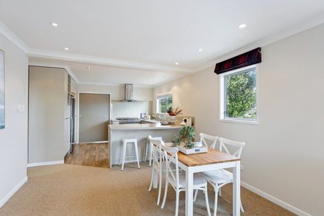 Photo of property in 12 Gavin Road, Raumati Beach, Paraparaumu, 5032