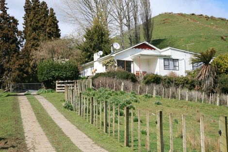 Photo of property in 6822 Ohura Road, Kohuratahi, Stratford, 4396