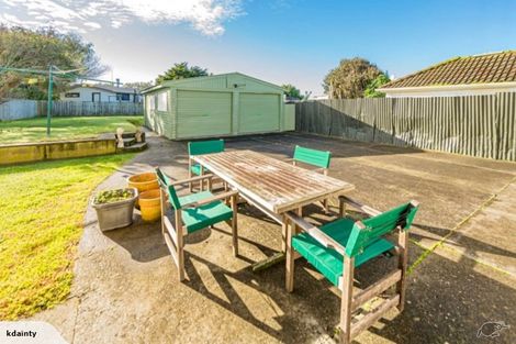 Photo of property in 188 Cornfoot Street, Castlecliff, Whanganui, 4501