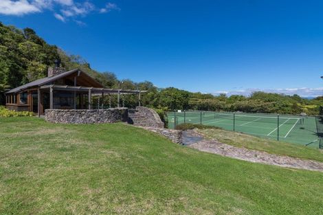 Photo of property in 45 Whakamoenga Point, Acacia Bay, Taupo, 3385