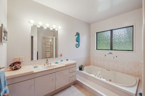 Photo of property in 4 Doris Street, Mangawhai Heads, Mangawhai, 0505