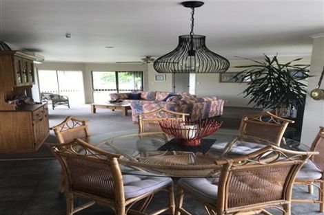 Photo of property in 80 Oira Road, Karaka, Drury, 2578