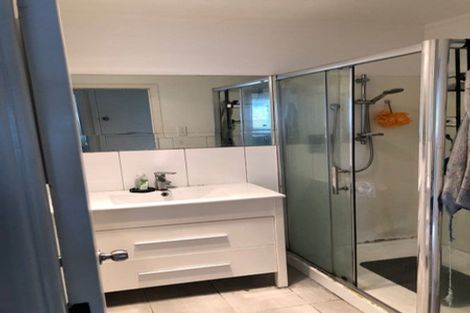 Photo of property in 9 Kent Road, Manurewa, Auckland, 2102