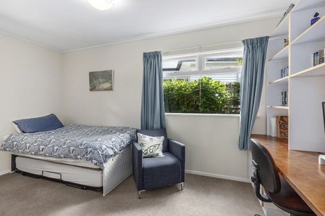 Photo of property in 5 Kellsmere Crescent, Island Bay, Wellington, 6023