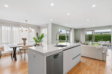 Photo of property in 18 Carrick Place, Mosgiel, 9024