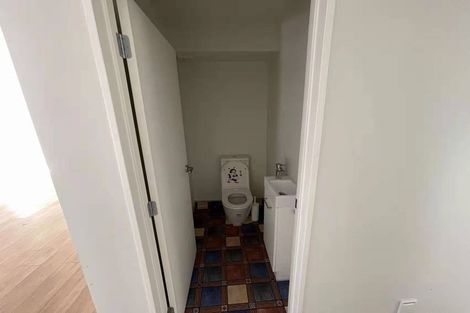 Photo of property in 22c Buscomb Avenue, Henderson, Auckland, 0610