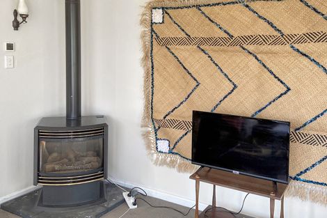 Photo of property in 7 Freyberg Street, Roslyn, Palmerston North, 4414