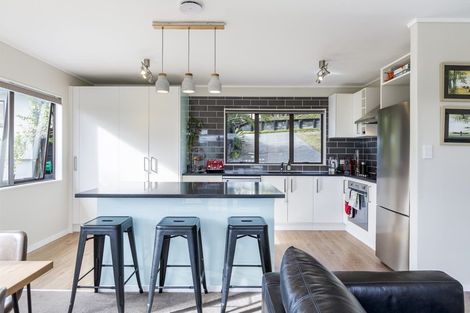 Photo of property in 7b Ngahere Views, Orewa, 0931