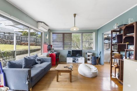 Photo of property in 11 Sycamore Drive, Sunnynook, Auckland, 0620