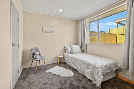 Photo of property in 42 Southsea Crescent, Silverdale, Hamilton, 3216