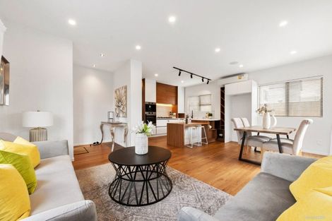 Photo of property in 4 Hea Road, Hobsonville, Auckland, 0616