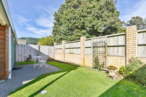 Photo of property in Redwood Village, 6/42 Main Road, Tawa, Wellington, 5028