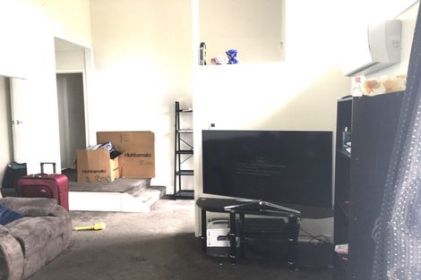 Photo of property in 5 Ben Lora Place, Mangere East, Auckland, 2024