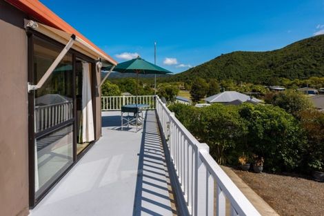 Photo of property in 239b Waikawa Road, Waikawa, Picton, 7220