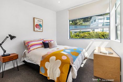 Photo of property in 32 Mantell Street, Seatoun, Wellington, 6022