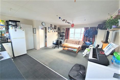 Photo of property in 4/93 Randwick Crescent, Moera, Lower Hutt, 5010