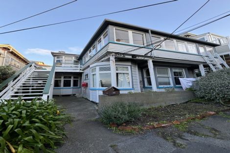 Photo of property in 14 Prince Street, Mount Victoria, Wellington, 6011