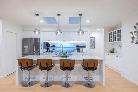 Photo of property in 5 Dida Park Drive, Kumeu, 0810