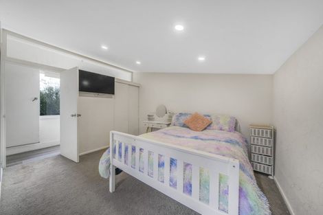 Photo of property in 182 Main North Road, Redwood, Christchurch, 8051