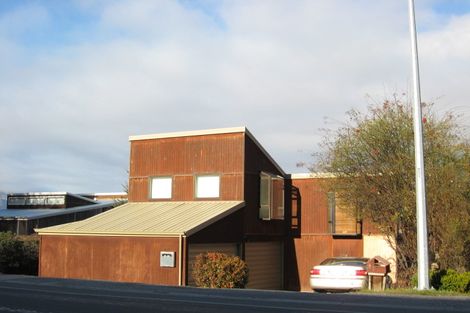 Photo of property in 81 Frankton Road, Queenstown, 9300