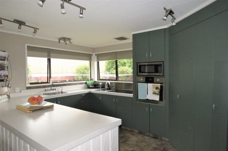 Photo of property in 75 Salisbury Crescent, Oamaru North, Oamaru, 9400